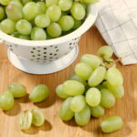 Fresh Green Seedless Grapes from California, Bag (2.25 lbs/Bag Est.)