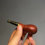 Hotpom Mini Handcrafted Sandalwood Pipe, Short Portable and Personalized, Natural Wood Grain Texture Polished Smooth Finish, Wooden Pipe for Beginner