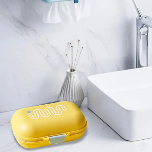 Leodye Clearance Under $2.00 Travel Soap Case, Leakproof Soap Container with Lid, Portable Bar Soap Holder for Traveling, Soap Dish for Bathroom Outdoor-Transparent