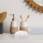 NOGIS 2 Pieces Rectangular Clear Plastic Bar Soap Holder Bar Holder Tray Soap Sponge Holder Soap Soap Dish for Kitchen Bathroom Shower Counter Restaurant Counter