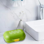 Qocolhg Leakproof Soap Holder 1 Pack, Travel Soap Container with Lid, Travel Size Toiletries, Portable Bar Soap Holder, Soap Box, Soap Dish for Traveling, Camping, Gym,...
