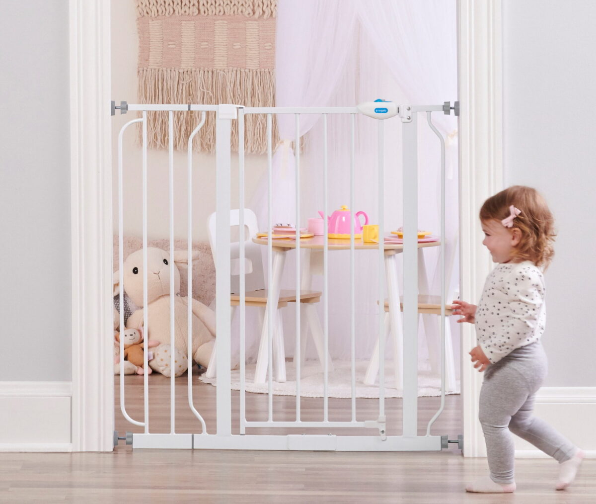 Regalo Easy Step® Extra Tall Walk Thru Baby Gate, Age Group 6 to 24 Months