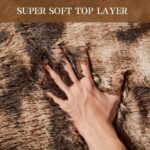 Sanmadrola Super Soft Shaggy Rugs Carpets 2.4x5.2 Feet Plush Area Rugs for Living Room Bedroom, Fluffy ​Rug for Nursery Playroom Dorm Room, Shag Plush Rug for Teen Room Decor, Pink